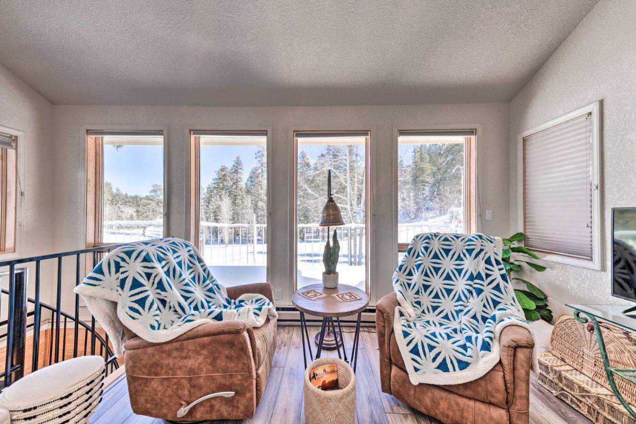 Bright Cloudcroft Condo With Game Room And Deck! Exterior photo