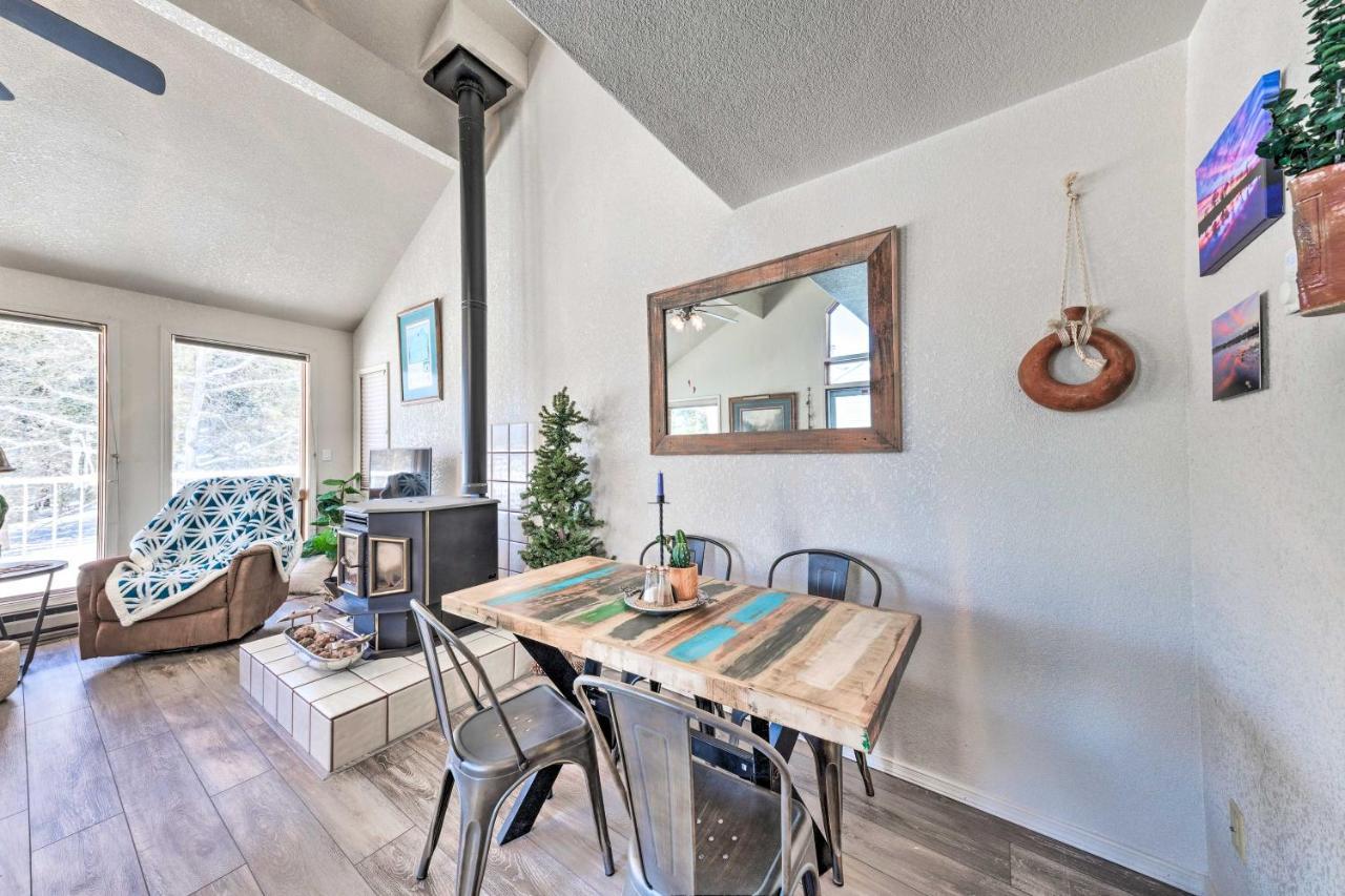 Bright Cloudcroft Condo With Game Room And Deck! Exterior photo